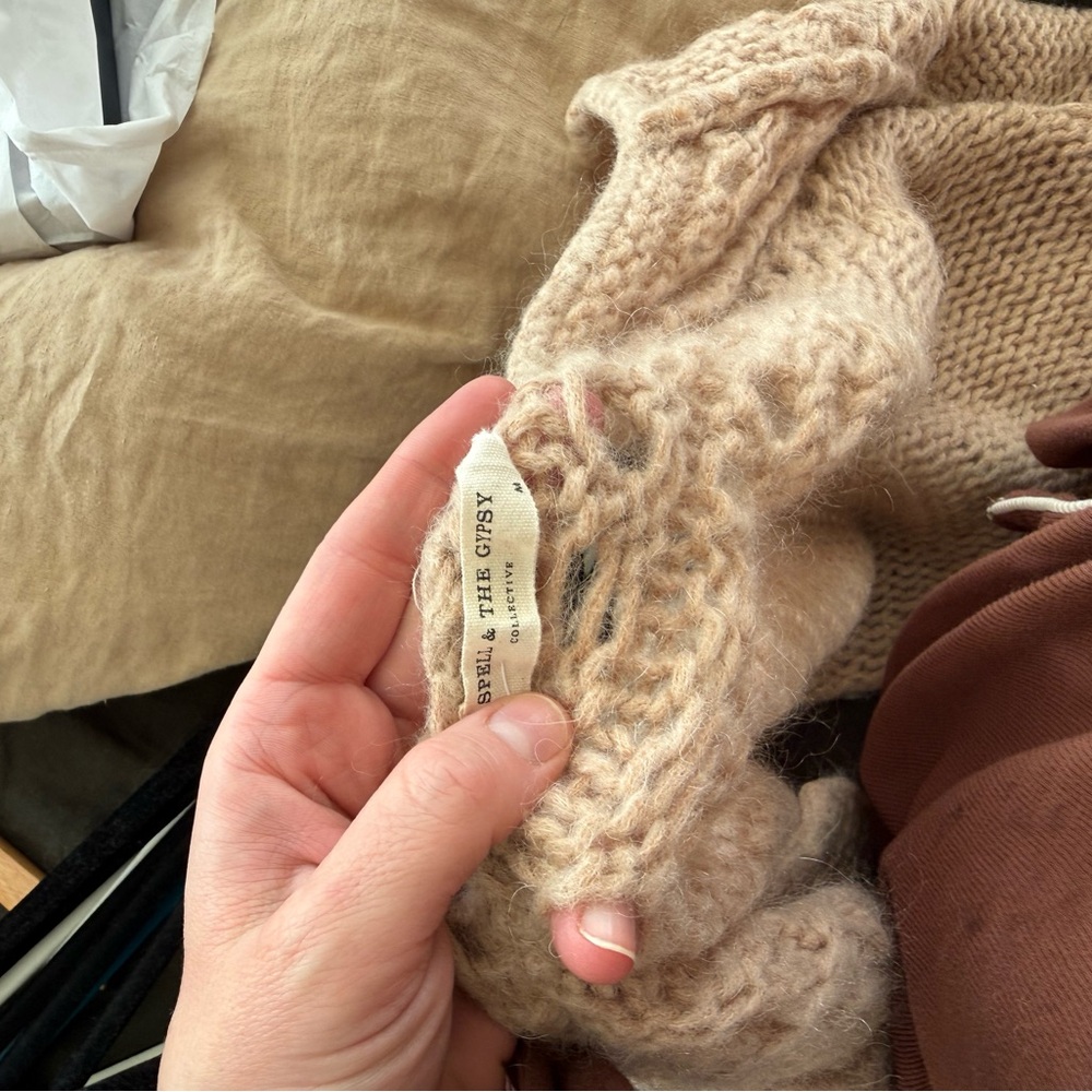 Spell Surf Shack Sweater - Picture 6 of 6